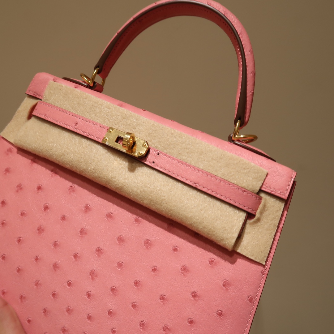 Hermes Kelly 25cm Handbag Shoulder Bag in Pink Ostrich Leather